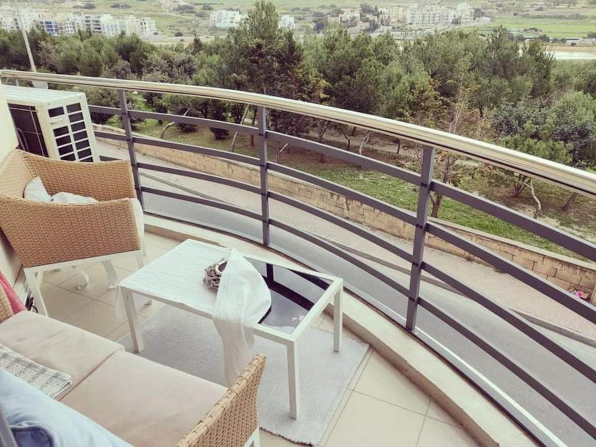 Cosy Designer Finished Apartment With Unobstructed Views San Pawl il-Baħar Eksteriør billede